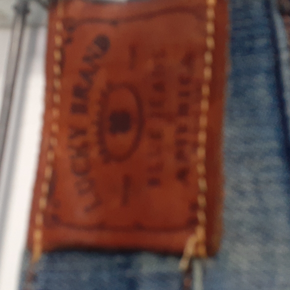 Lucky Brand Zoe Skinny Jeans Distressed ripped pants Size 2 /26 - Picture 6 of 10